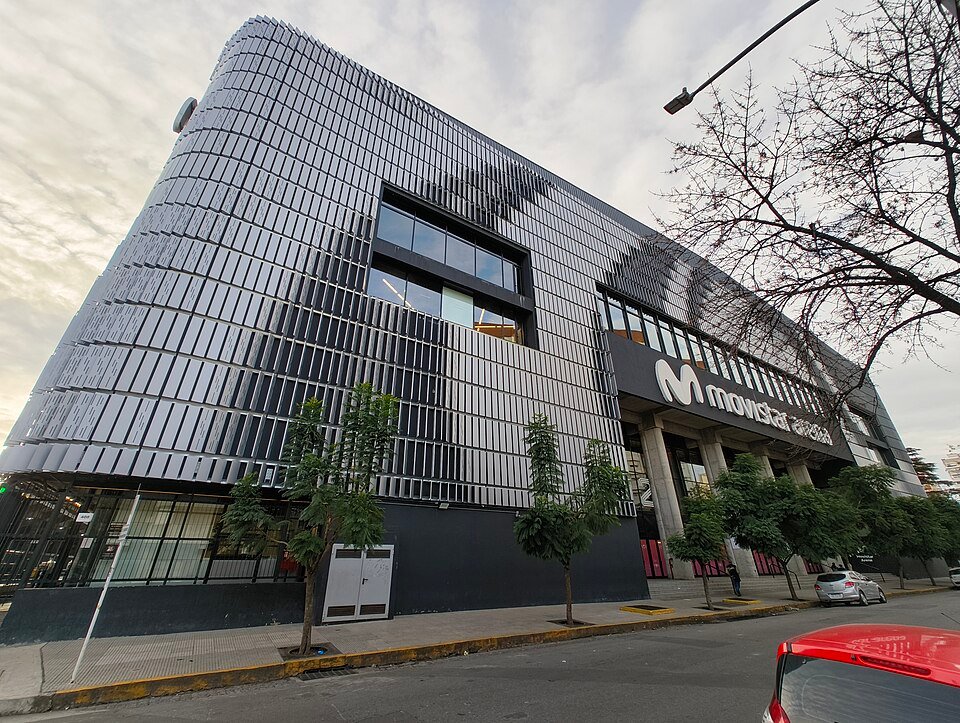 Gabriel Rolón despide "Palabra Plena" con una función histórica en el Movistar Arena